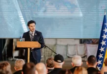 Abazoviqit i bëhet thirrje të kërkojë falje për relativizmin e gjenocidit në Srebrenicë