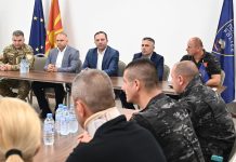 Spasovski vizitoi policët që u lënduan gjatë protestave