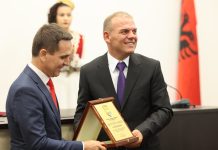 Kasami: Tetova po nderon trimërinë dhe sakrificën e pafundme të familjes Jashari