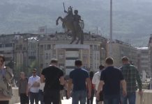 “Torbeshët të futen në preambulë si popull i veçantë”/ Partia për të Ardhme Evropiane letër Kovaçevskit