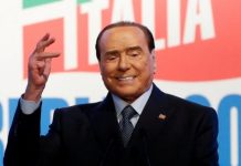 Pas nëntë vjetëve, Berlusconi po i rikthehet skenës politike
