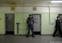 Rusia i liron të burgosurit nëse pranojnë të luftojnë në Ukrainë