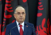 Presidenti i ri i Shqipërisë, vizitën e parë e bën të hënën në Kosovë