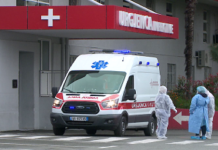 Një i vdekur dhe 459 të infektuar nga COVID-19 në Shqipëri