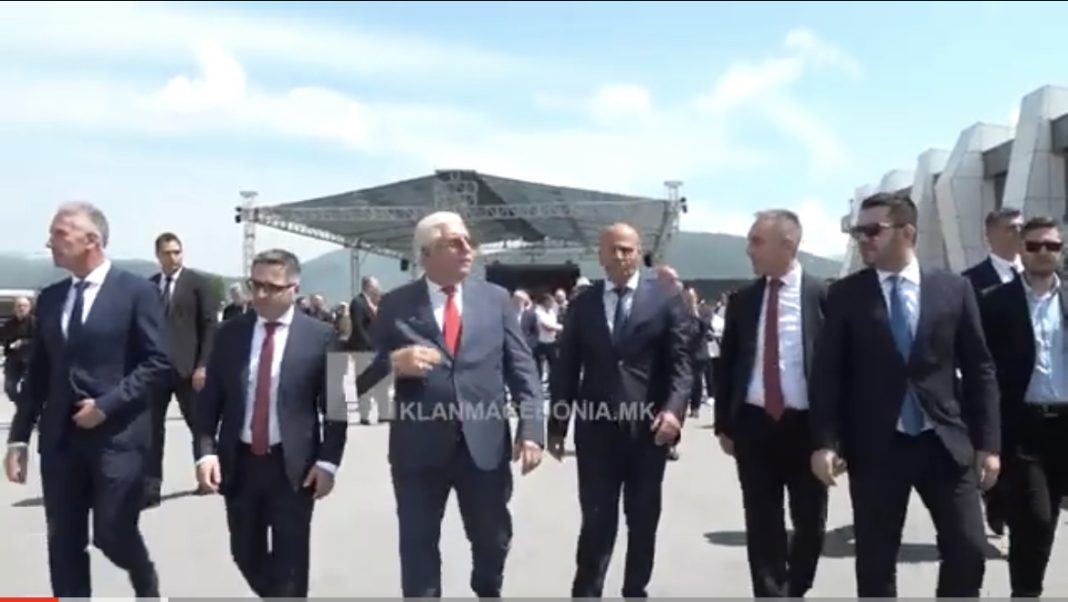 C208640E-4C46-4984-A24A-BE897B2834AC