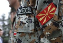 Ushtria feston 30 vjetorin e saj