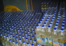 Dogana e Kosovës kap 750 litra vaj të kontrabanduar nga Serbia