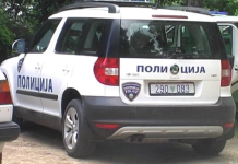 Në veturën “Peugeot” me targa të Shkupit policia gjen 9 emigrantë nga India, arrestohet 31-vjeçari