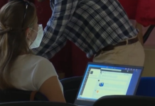 AKE: Fëmijët në Maqedoninë e Veriut shfrytëzojnë internet deri në pesë orë në ditë