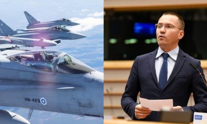 auto_collage-1-600x3601659433558