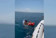 Policia Kufitare shpëton 4 pushues që rrezikuan të mbyteshin në Shëngjin, mes tyre 3 të mitur