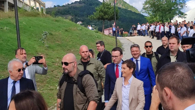 08340000-0a00-0242-505d-08da8f1d2fb9_cx0_cy25_cw0_w650_r1