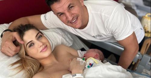 10704371612458053568