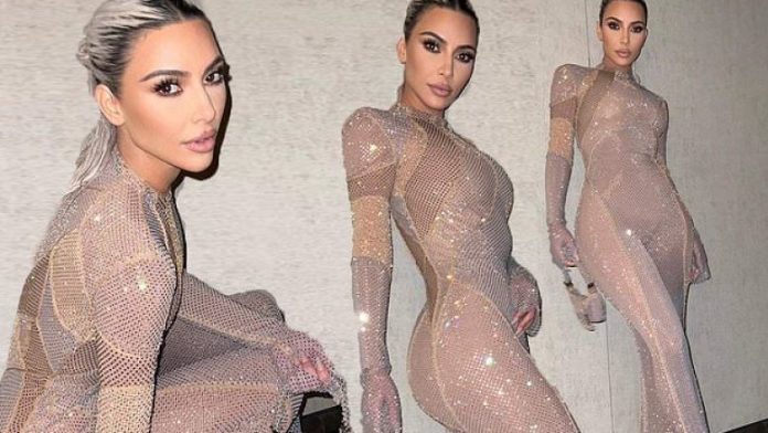 62289867-0-image-a-18_1662875949173-780x439