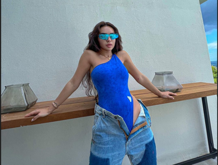 71345A04-A755-4BFA-9379-EBBA6649BAFB