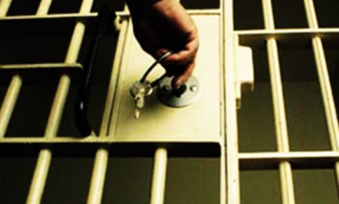 AEFBCF8B-0AF4-4183-AD23-07128844C360