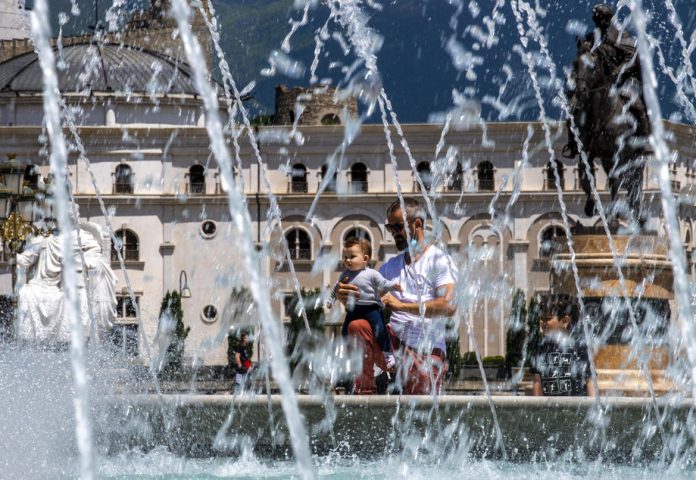 Sunny weather in Skopje