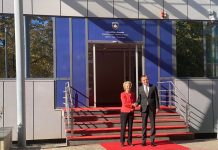 Von der Leyen takohet me Kurtin