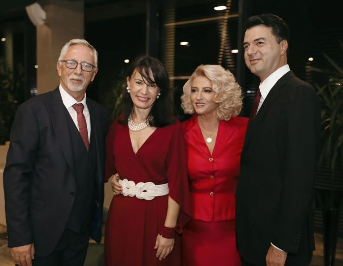 shkurte.fejza_311598173_1237366457113261_7835824396588608509_n