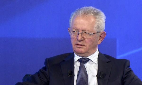 0662F478-6B6F-4FA4-A73F-AE0D3A1793D6