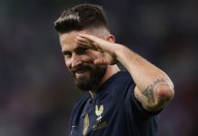Giroud nënshkruan kontratën e re me Milanin pas Botërorit