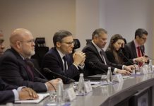 Chollet e kërkon Asociacionin, Escobar i “zbulon” partnerët alternativë – çfarë mesazhe sollën amerikanët