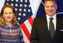 Ambasadorja amerikane në NATO: SHBA-ja mbështet plotësisht dialogun e ndërmjetësuar nga BE-ja