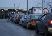 Sërish kolona në pikëkalimet kufitare në Merdar, te Dheu i Bardhë dhe në Mutivodë