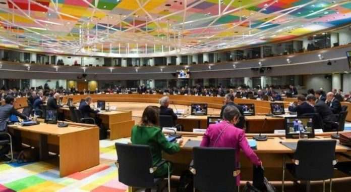 auto_auto_DD16769639351676970400