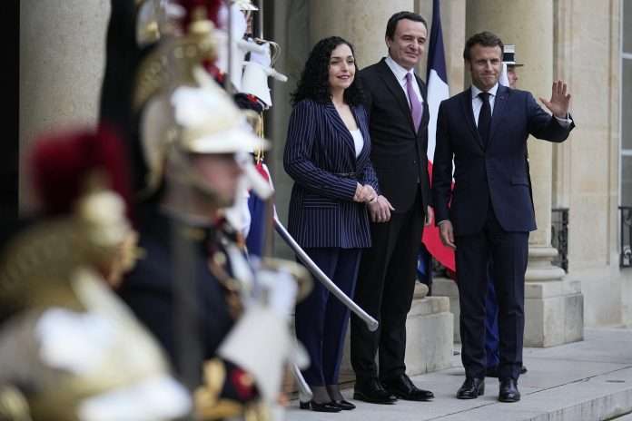 kurti-osmani-macron-scaled