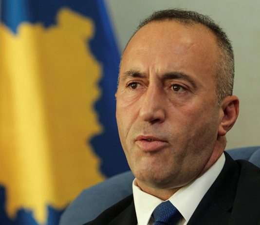 Haradinaj mbështet protestën e studentëve në RMV, Kurtin e quan përçarës të faktorit shqiptar atje