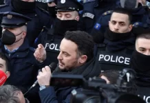 Molliqaj i drejtohet Kurtit: Dorëhiqu dhe hajde e kundërshtojmë bashkë në shesh