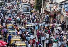 India bëhet vendi më i populluar në botë, e kalon Kinën