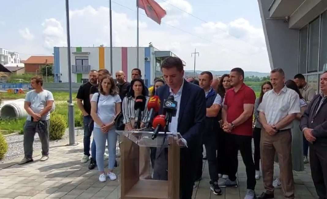 F4298764-0ED2-4EE4-9182-7CB459C58B99