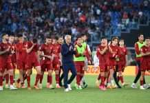 Nga profili ‘top’ i Mourinhos deri tek ‘i panjohuri’ i Palmeiras – të gjithë emrat që po lidhen me stolin e PSG-së