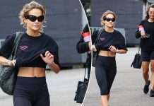 Rita Ora tregon barkun e tonifikuar rrugëve të Sydneyt pasi kryen palestrën me motrën e saj Elena