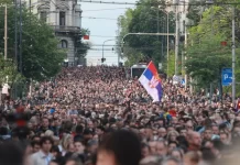 Beograd: Mijëra persona në protestën e tretë kundër dhunës