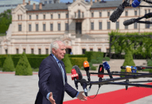 Borrell: Një Putin më i dobët është një rrezik më i madh