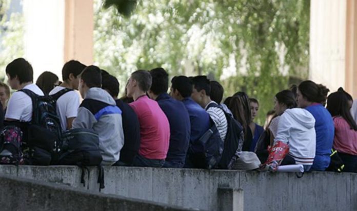 DFDD5C9C-8C21-4504-9CA9-9B10CB6C77BF