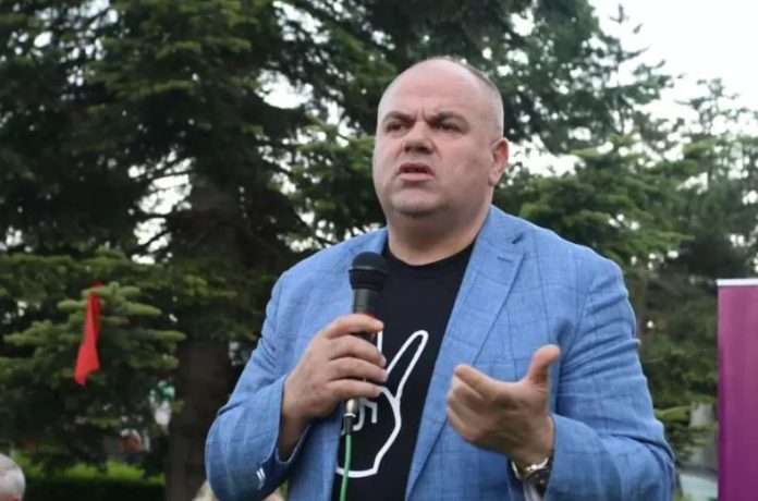 F269ABFD-4454-49A2-B938-ABEB6FE9BEEF