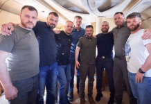 Zelensky kthen në shtëpi të burgosurit e luftës nga Mariupoli