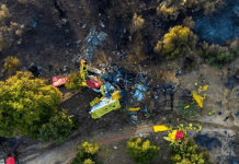 Dy pilotë grekë humbin jetën pas rrëzimit të avionit zjarrfikës