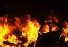 Digjet një veturë me targa serbe në Leposaviq