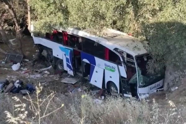 1EF20AE0-2145-4647-ADD5-358460F0D2FA