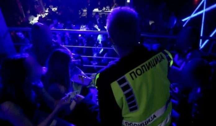 19C1F746-5B77-458C-89E8-8AFC912E35E8