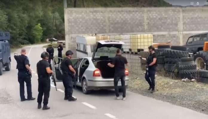 Policia-Zvecan