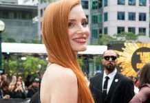 Gjerdan 150 mijë eurosh dhe dekolte provokuese, Jessica Chastain pushtoi tepihun e kuq