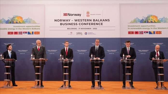 thumbs_b_c_d6e0f89de8067ea9bc33e40811ce51c3