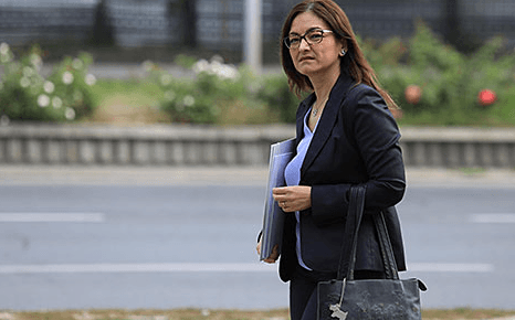 D281B858-29B4-49B8-B722-02585B9C89C2