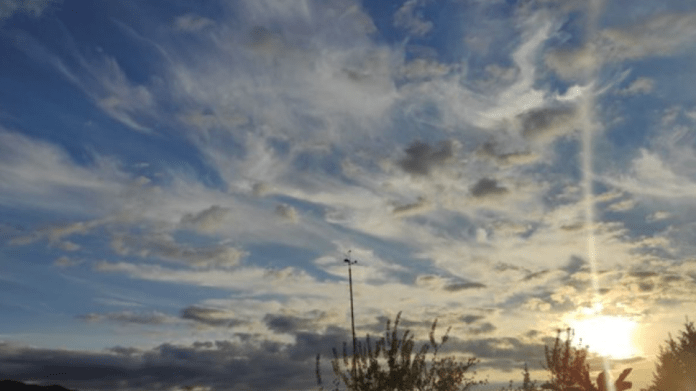 D95E9E4D-FFCE-4D93-81D5-24E4866E1573